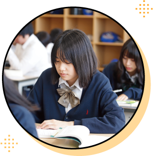 授業を受ける女学生